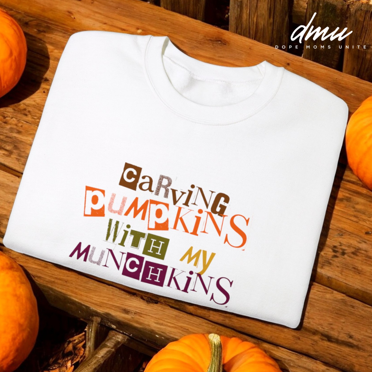 Carving Pumpkins With My Munchkins - Unisex Heavy Blend™ Crewneck Sweatshirt